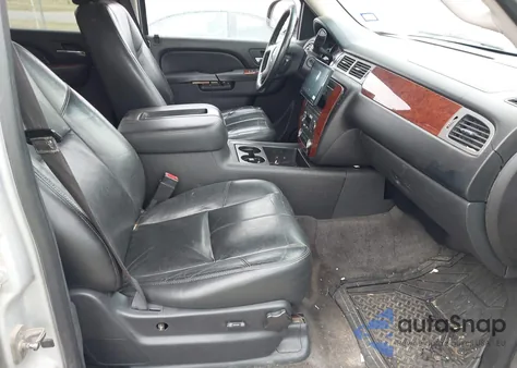 2013 Chevrolet Tahoe Lt z USA, uszkodzony, nr VIN 1GNSCBE00DR296621